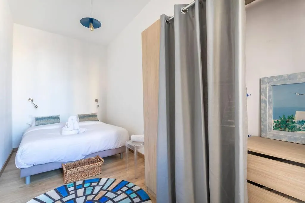 7Four Appartement Avec Vu Major Marseille 0*,  Francie
